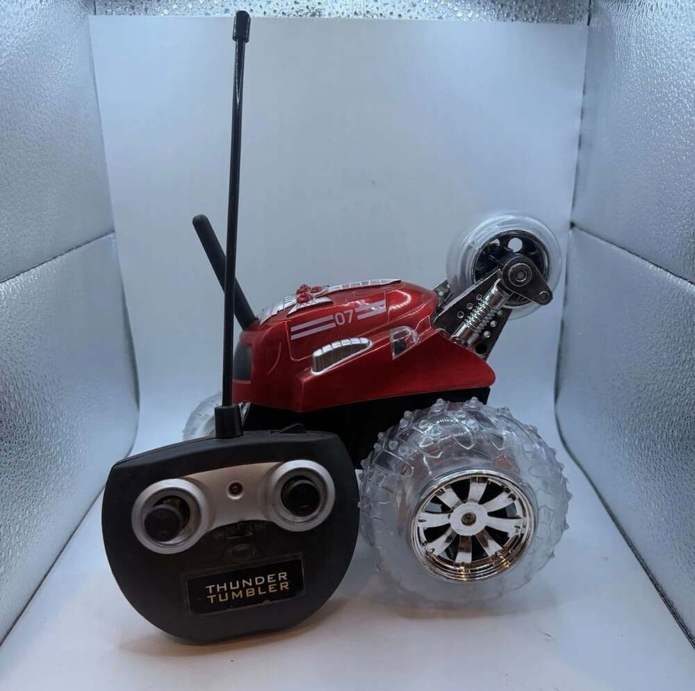 Sharper Image Thunder Tumbler RC Stunt Car Red